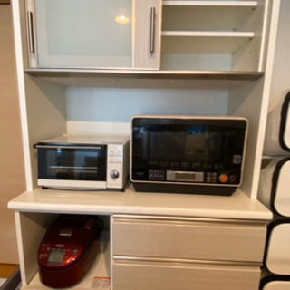 キッチンボード　食器棚　