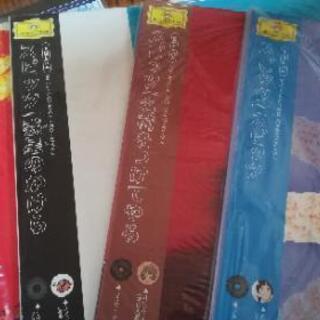 スピッツの名盤７タイトルのLPがそろったアナログディスクコレクション
