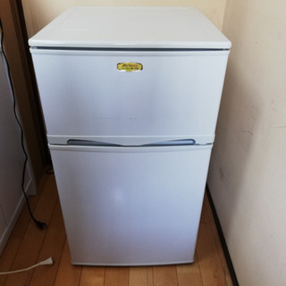 2ドア　冷蔵庫　96リットル　2013年製