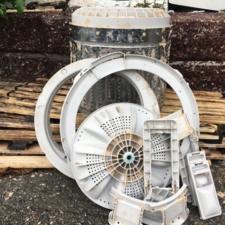 ハイセンス5.5K洗濯機 2018年製！！！分解クリーニング済み 