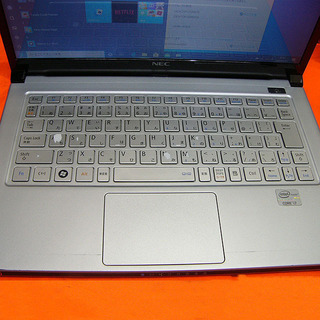 ☆i7搭載 超薄ウルトラBook☆SSD搭載で高速起動♪ ST0424_3W