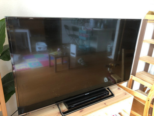 パナソニック　ビエラ　49型