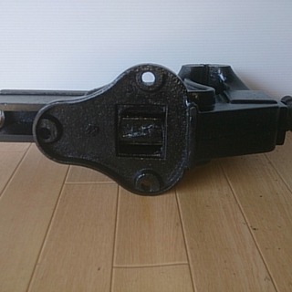 日の出　万力　125ｍｍ