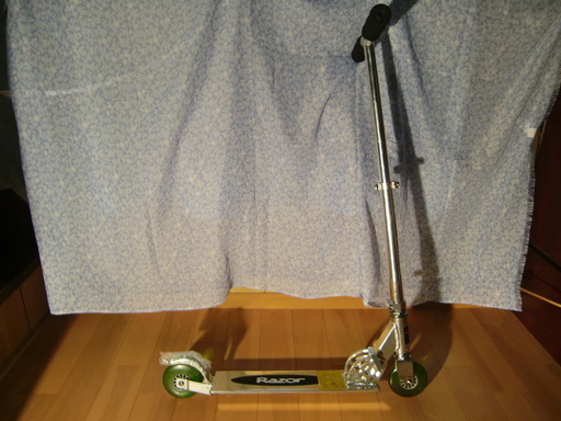 訳有安 送料込 VIZA RAZOR キックボード希少緑タイヤ未使用 説明書箱付
