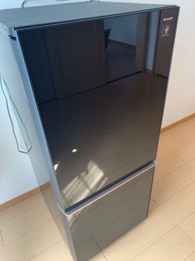 冷蔵庫　SHARP SJ-GD14F
