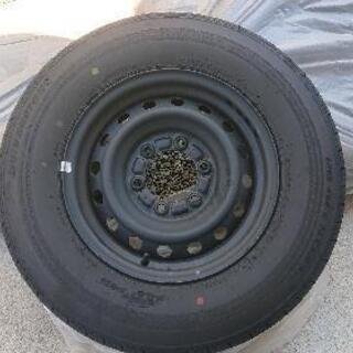 ハイエース ノーマルタイヤホイール ４本セット