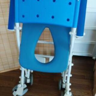介護用シャワー車椅子です