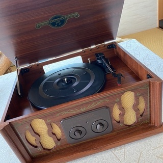 卓上型レコードプレイヤー
