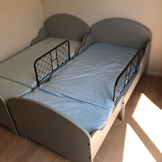 IKEAのベッド2つ