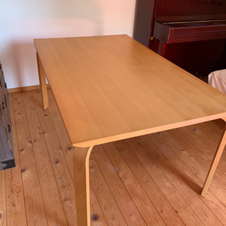 【お取引中】スウェーデンinnovator製ダイニングテーブル