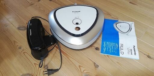 【売ります】ロボット掃除機　Panasonic（パナソニック）ルーロ　MC -RS 800