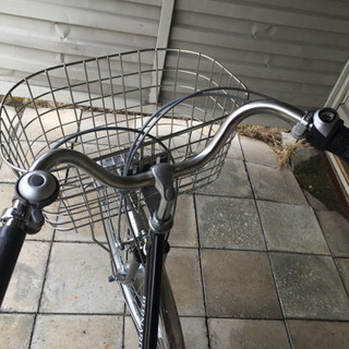 【値下げ】ママチャリ　自転車　ほぼ新品　26インチ　黒　3段変速　荷台付き　ドレスガード付き　札幌市　厚別