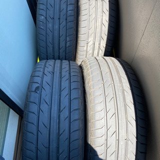 235-50-18 タイヤ新品　最終値下げ