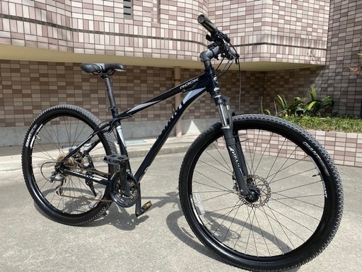 美車！　GIANT  29er　ディスクブレーキ　３×８　シマノ２４段