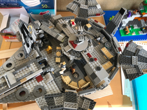 レゴ　STAR wars ミレニアムファルコン