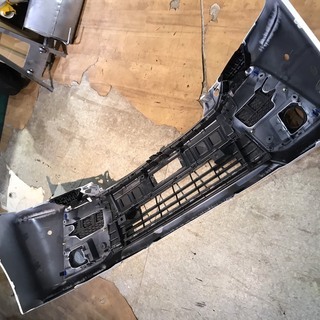 トヨタ ヴェルファイア 30系 前期 フロントバンパー 状態良好 札幌発