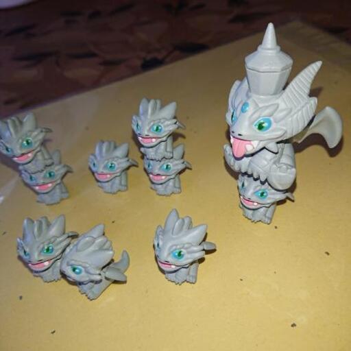 パズドラ メタルドラゴン キングメタルドラゴンのフィギュア ムーンの助 厚木のフィギュアの中古あげます 譲ります ジモティーで不用品の処分 パズドラ メタルドラゴン キングメタルドラゴンのフィギュア ムーンの助 厚木のフィギュアの中古あげます 譲ります ジモティーで不用品の処分