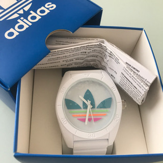 adidas腕時計シリコンタイプ　箱付き新品未使用品