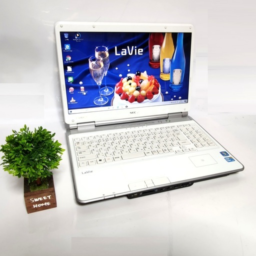 ノートパソコン譲ります。即使える メモリ4G/SSD120G/Core i5/Win10/ブルーレイ/オフィス/無線