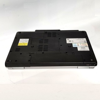 ノートパソコン譲ります。即使える メモリ4G/SSD120G/Core i5/Win10 