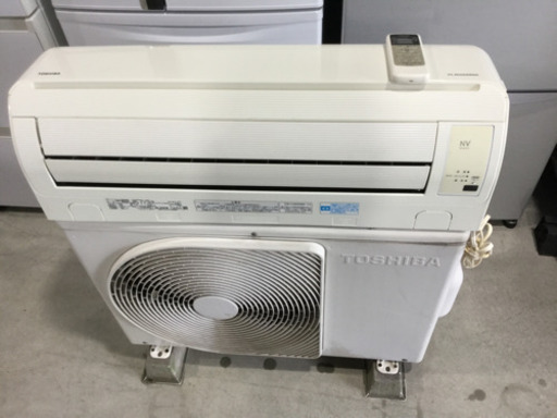 TOSHIBA 2.8kw ルームエアコン RAS-281NV(W) 2012年