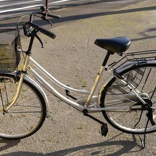 26型シルバー 自転車/ママチャリ 【取引中】