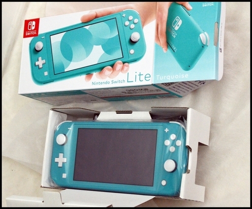 未使用 任天堂 ニンテンドースイッチ ライト ターコイズ 青 Nintendo Switch Lite