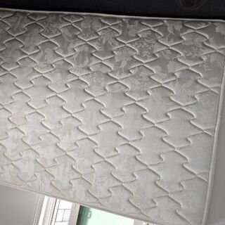 ダブルベッドフレーム&マットレス