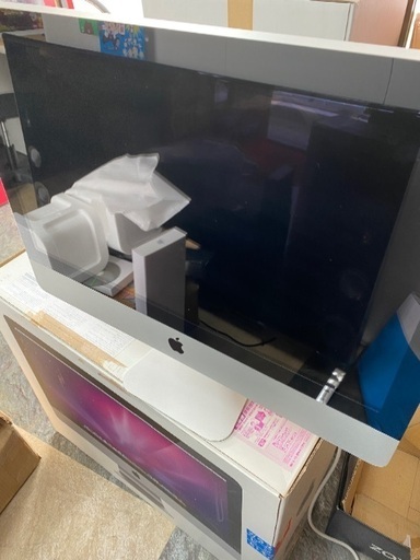 売約済！ありがとうございました！ジャンク品！箱付 iMac 21.5インチ Mid 2010 Core i3