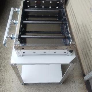 ステンレステーブル付　業務用ガス式　鉄板焼きグリラー　テイクアウト出前大量調理に
