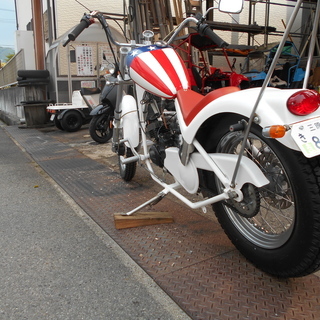 イタリア製バイク(50㏄）走れば注目される機能美及び構造美なバイク
