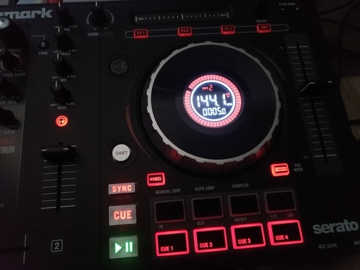 Mixtrack Platinum | Numark DJコントローラー MIXTRACK PLATINUM
