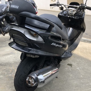ボロい マジェスティ125 とりあえずエンジンかかりますが 部品取り
