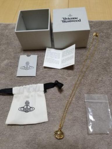 【値下げしました】ほぼ未使用　Vivienne Westwood　ネックレスと時計　セット