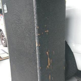 アンプ ampeg 810E スピーカーお譲りします。