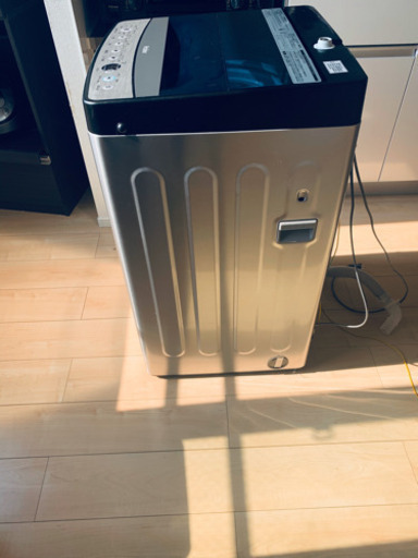 美品。2019年製ハイアール全自動洗濯機5.5kg