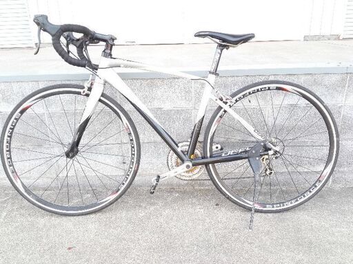 GIANTジャイアント DEFY ALUXX 6000 ロードバイク 24段変速 配送無料