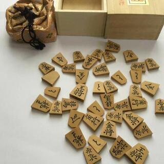 天上作 御将棋駒 菱湖書 黄楊特上彫 桐箱 巾着袋