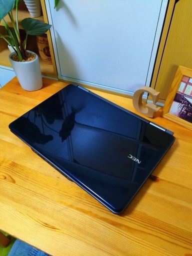 corei5メモリ8Gで超高性能★　ブルーレイ対応☆　大容量500G♪　光沢クリスタルブラックがかっこいい★　　NEC　Lavie　大画面15.6インチ　最新Windows10　64Bit　テンキー内蔵　光沢黒色　高級感　 　ノートパソコン　無線LAN　Wi-Fi対応 　DVDドライブ