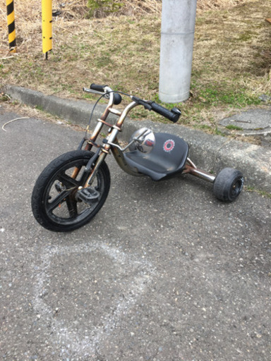 ドリフトトライク　三輪車