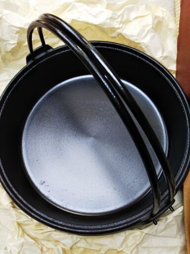 好き焼き鍋・国産品・南部鉄・未使用品・蓋付