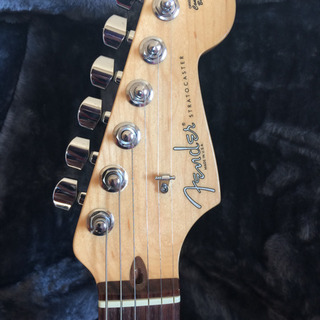 フェンダーストラトusaハードケース付超美品