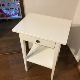 IKEA ヘムネス サイドテーブル ホワイト