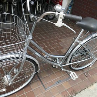 26インチ　maruishi外装6段変速　ledオートライト付き　シルバー 26インチ maruishi外装6段変速 ledオートライト付き シルバー