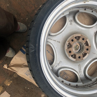 18インチタイヤホイール４本