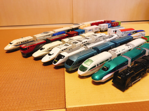 トミカ　プラレール　新幹線　9台セット