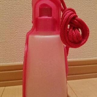 ペット水飲み携帯ボトル(ピンク)