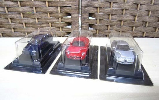 保管未使用品 京商 1/64 アルファロメオ ミニカーコレクション1・2 計