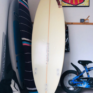 ショートボード、良い波用、早いもの勝ちです！^_^