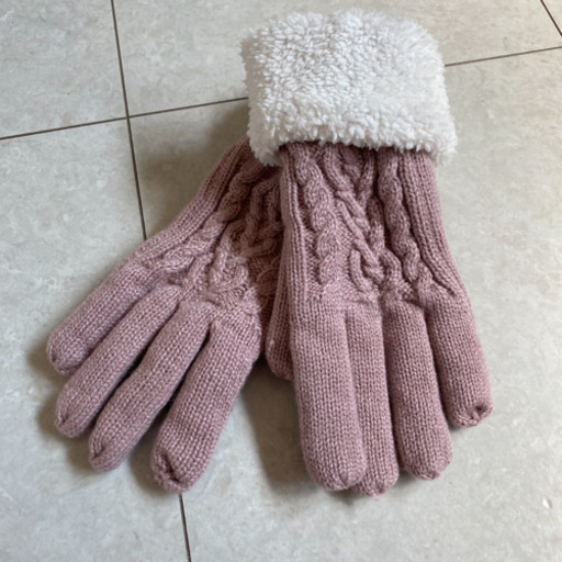 ピンクのモコモコ手袋 りいか 東高円寺の小物の中古 古着あげます 譲ります ジモティーで不用品の処分 ピンクのモコモコ手袋 りいか 東高円寺の小物の中古 古着あげます 譲ります ジモティーで不用品の処分
